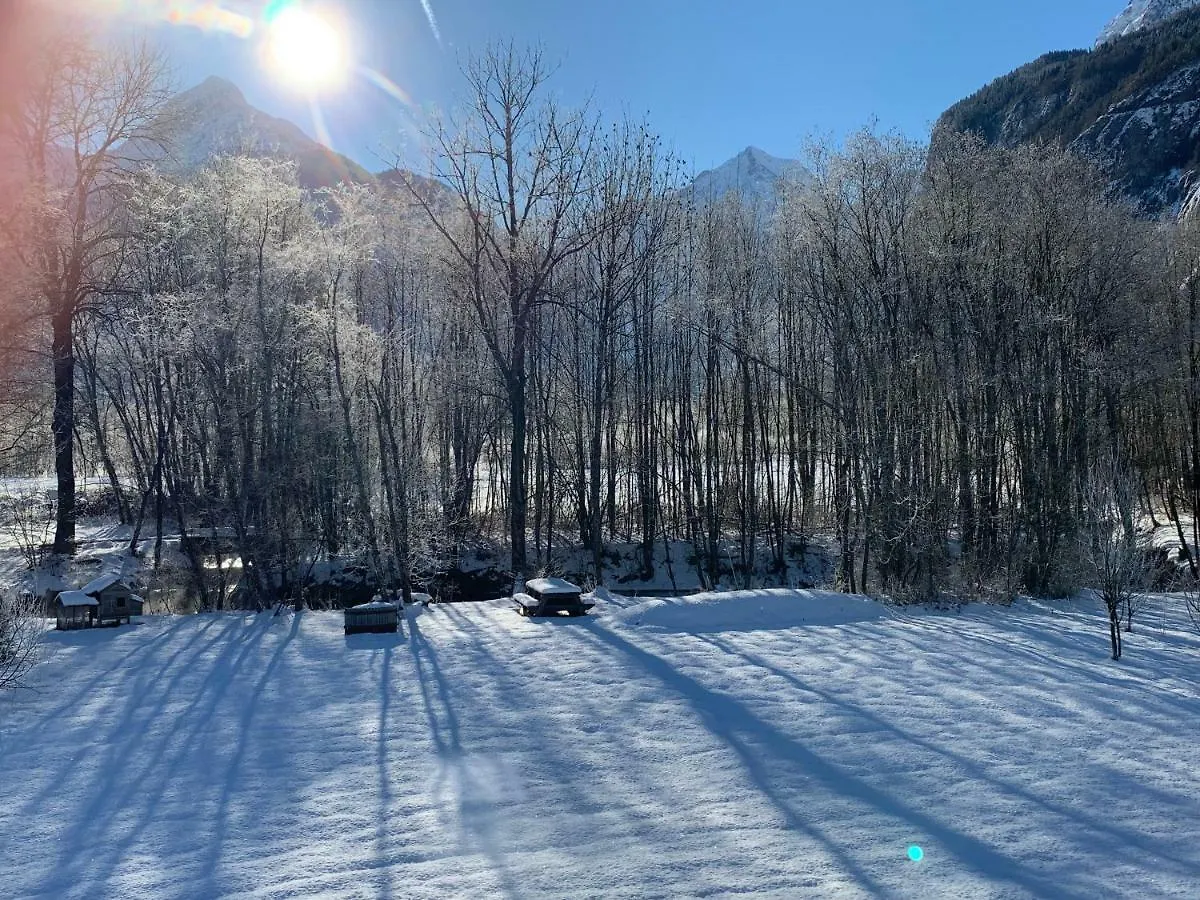 L'Orée du Vert Le Bourg-dʼOisans 0*,  France