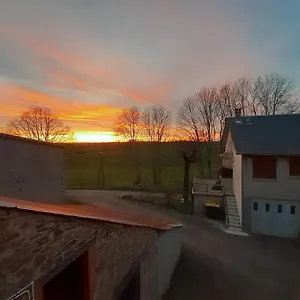 Hébergement de vacances Le Nid Des Avezous, Aveze (Puy-de-Dome)